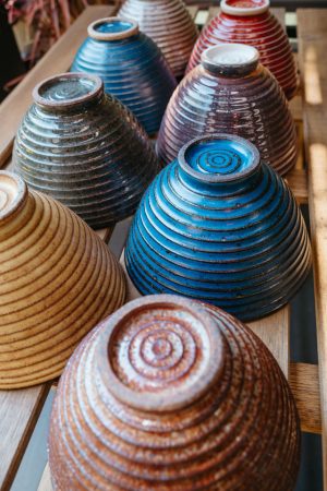 side bowls